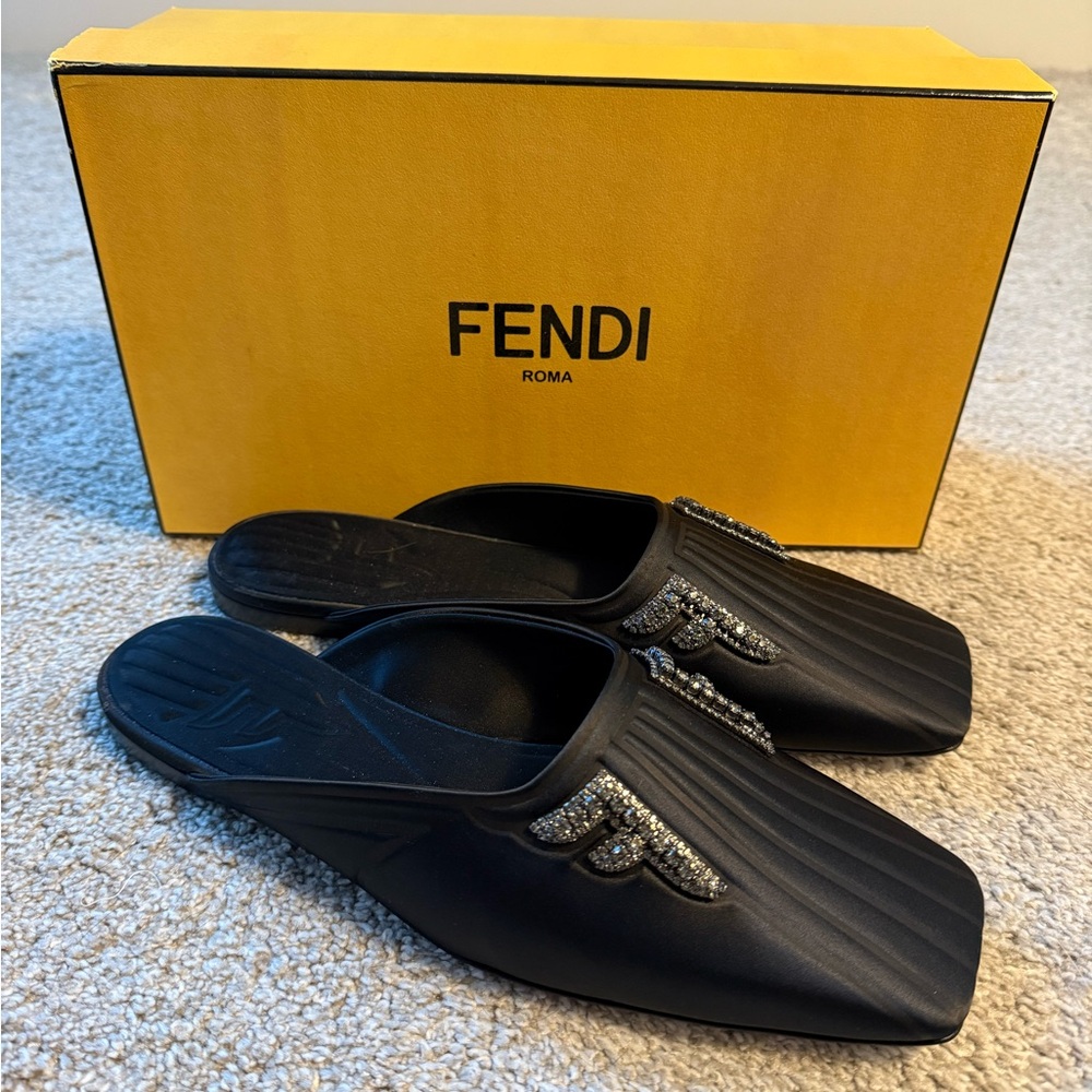 Authentic Fendi Women’s Freedom Flat Mules - Picture 2 of 3